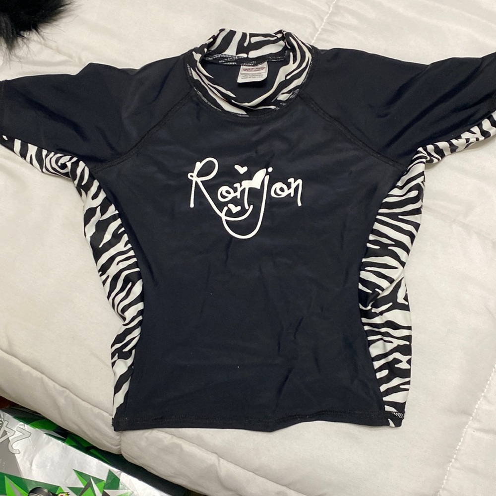 Girls Ron Jon rash guard sz 4